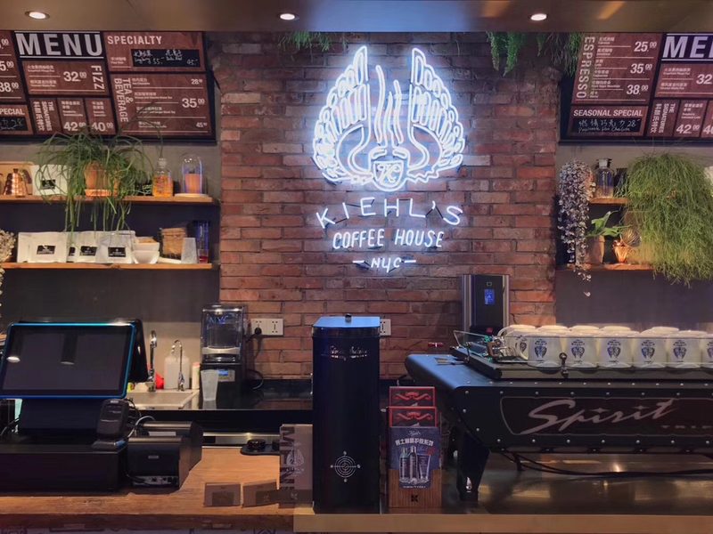 科颜氏跨界咖啡店